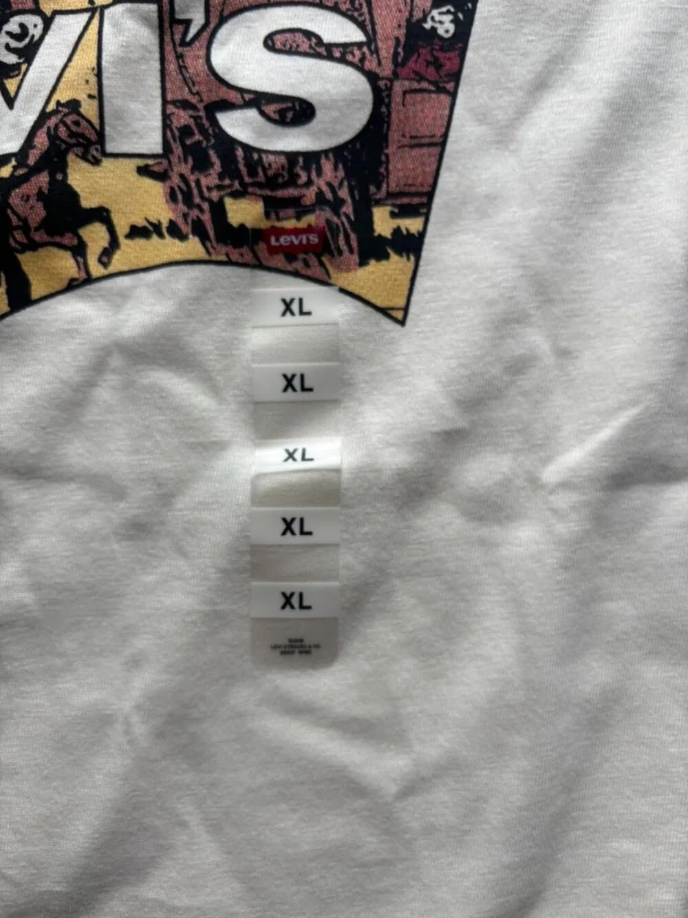 NEW Levi's Men's Batwing Western Comic Short Sleeve Off-White XL T-Shirt